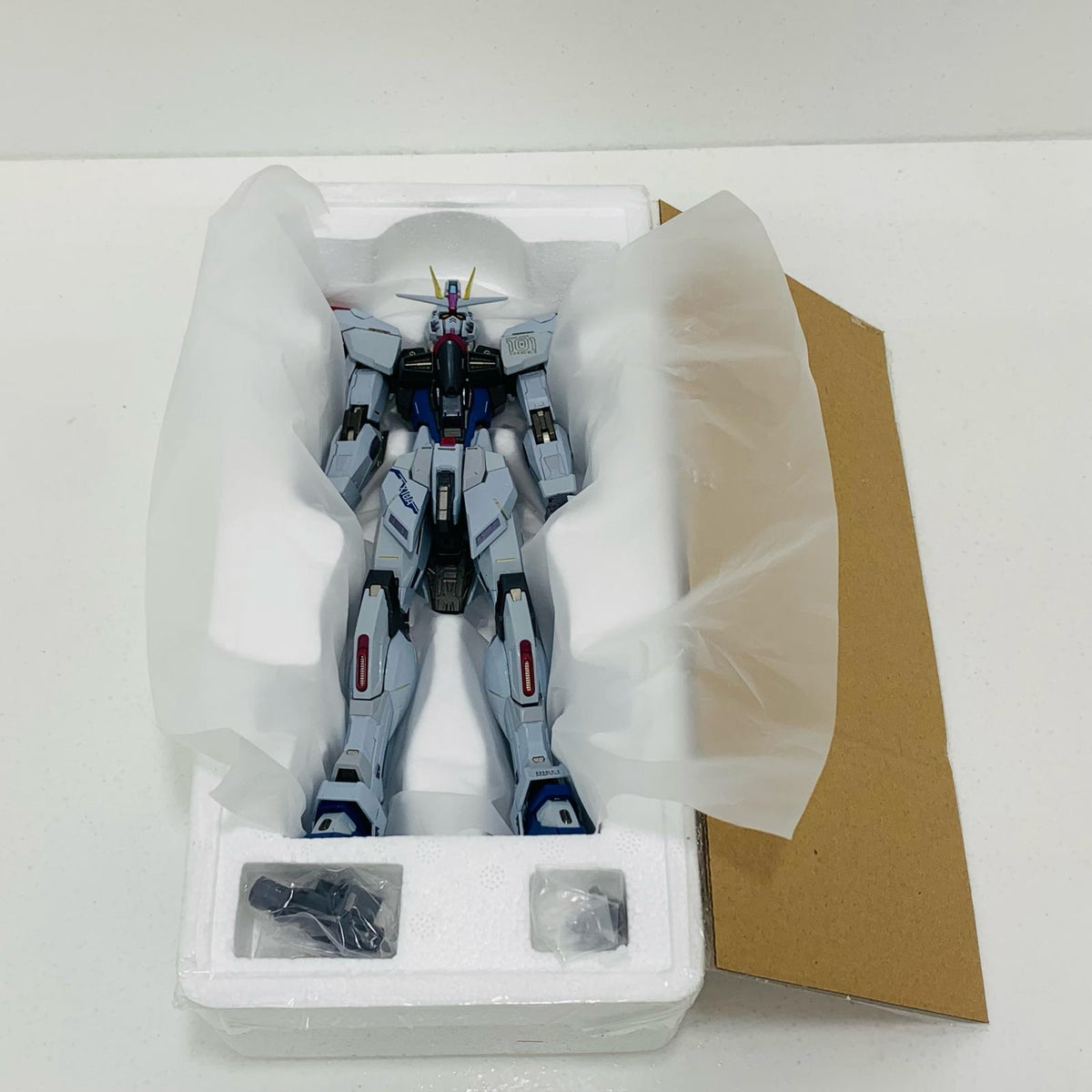 フィギュア METALBUILDフリーダムガンダムCONCEPT2「機動戦士ガンダムSEED」 フリーダムガンダムCONCEPT2 METAL BUILD【フィギュア】【加古川物流】