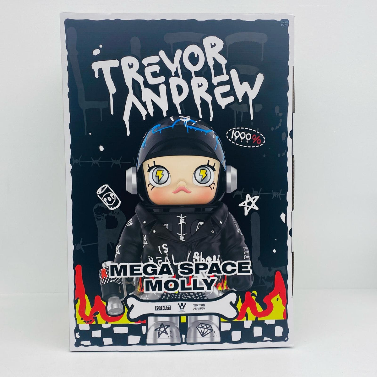 フィギュア MEGA SPACE MOLLY 1000% Trevor Andrew 2.0 POP MART MOLLY 1000% Trevor Andrew 2.0 MEGA SPACE MOLLY【フィギュア】【加古川物流】