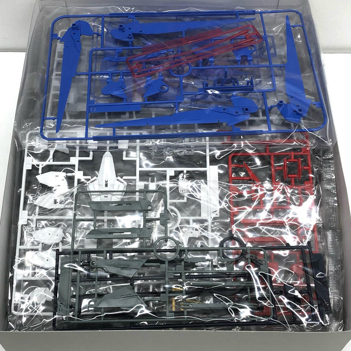 プラモデル 1/100MGZGMF-X10AフリーダムガンダムVer.2.0「機動戦士ガンダムSEED」[5061611] ZGMF-X10A フリーダムガンダム ver. 2.0 MG 5061611【加古川物流】