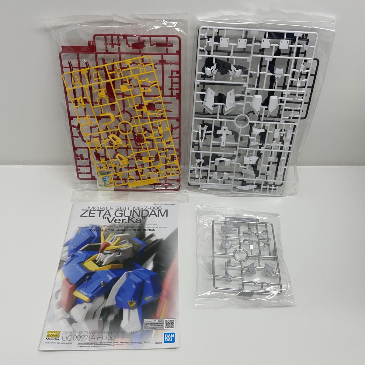 プラモデル 1/100MGMSZ-006ゼータガンダムVer.Ka「機動戦士Zガンダム」[5064015] MSZ-006ゼータガンダム ver. Ka MG 5064015【加古川物流】
