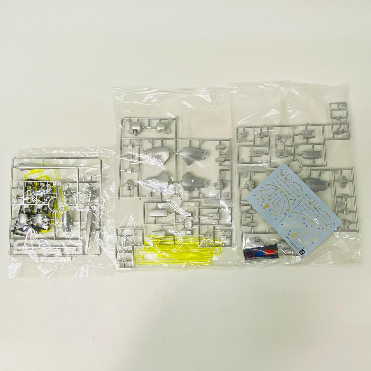 プラモデル 1/144HGAMX-117R/AMX-117LガズR/L(2機セット)「機動戦士ガンダムZZ」プレミアムバンダイ限定[5055624] AMX-117RAMX-117LガズRL 2機セット HG プレミアムバンダイ限定 5055624【加古川物流】