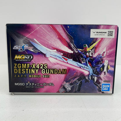 プラモデル MGSDデスティニーガンダム「機動戦士ガンダムSEEDDESTINY」[5072027] デスティニーガンダム MG 5072027【加古川物流】