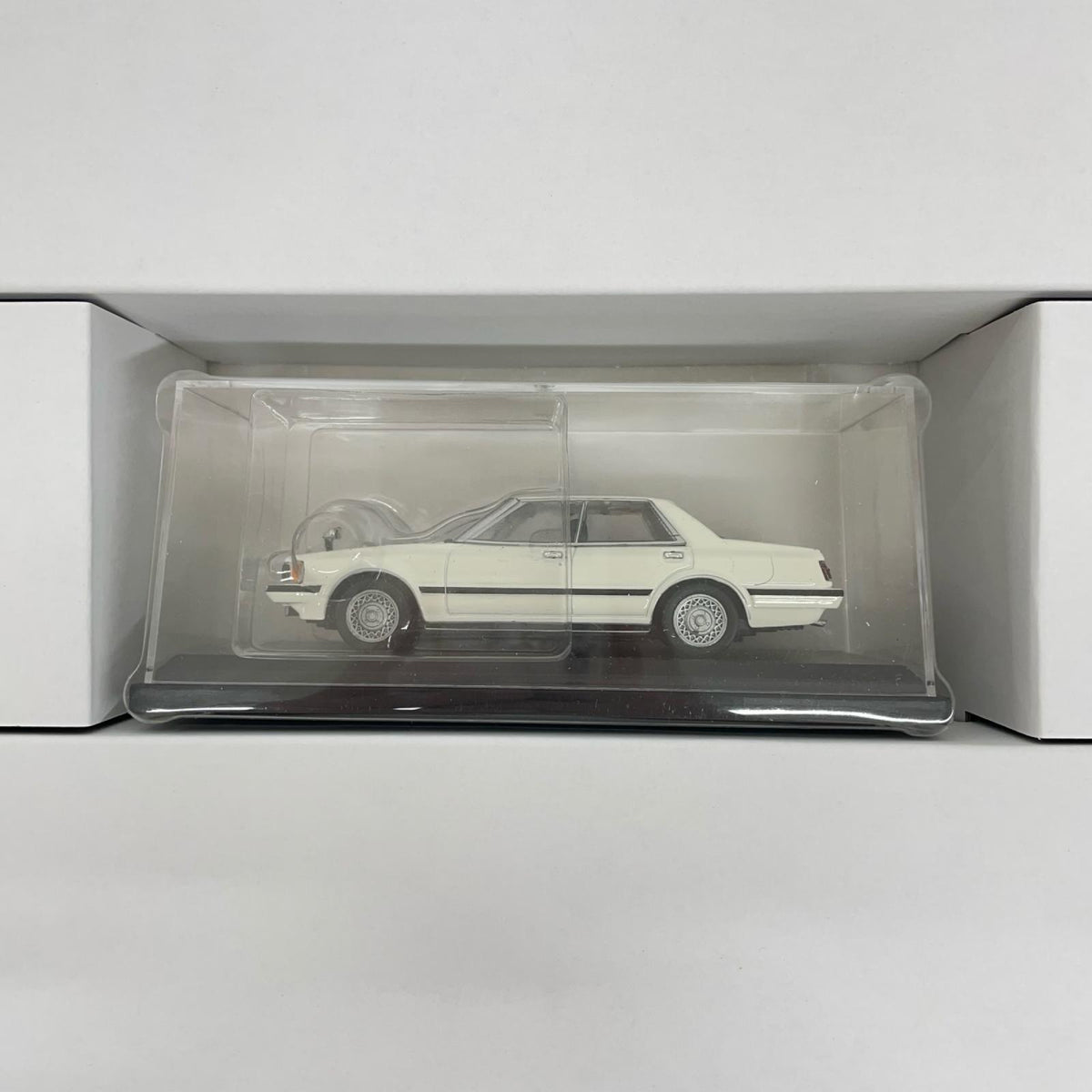 おもちゃ・玩具 [単品] 1/43 トヨタ クレスタ スーパー ルーセント(1982)(レッド×ブラック) 「隔週刊国産名車コレクション全国版 191」 同梱品 トヨタ クレスタ スーパー ルーセント 1/43スケール【加古川物流】