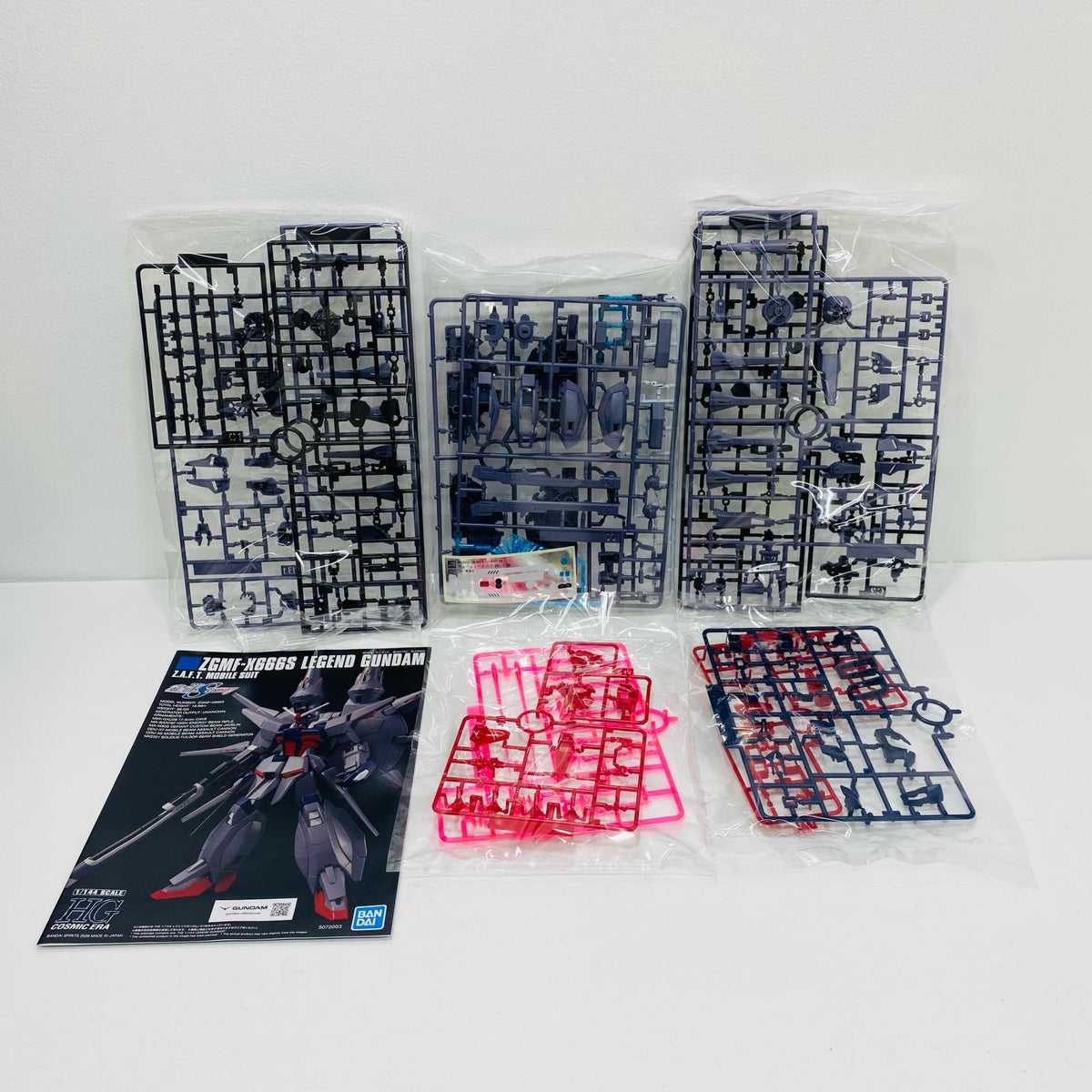 プラモデル 1/144HGレジェンドガンダム「機動戦士ガンダムSEEDDESTINY」[5072003] レジェンドガンダム HG 5072003【加古川物流】