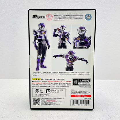 フィギュア S.H.Figuarts(真骨彫製法)仮面ライダー王蛇「仮面ライダー龍騎」 仮面ライダー王蛇 S.H.Figuarts【フィギュア】【加古川物流】