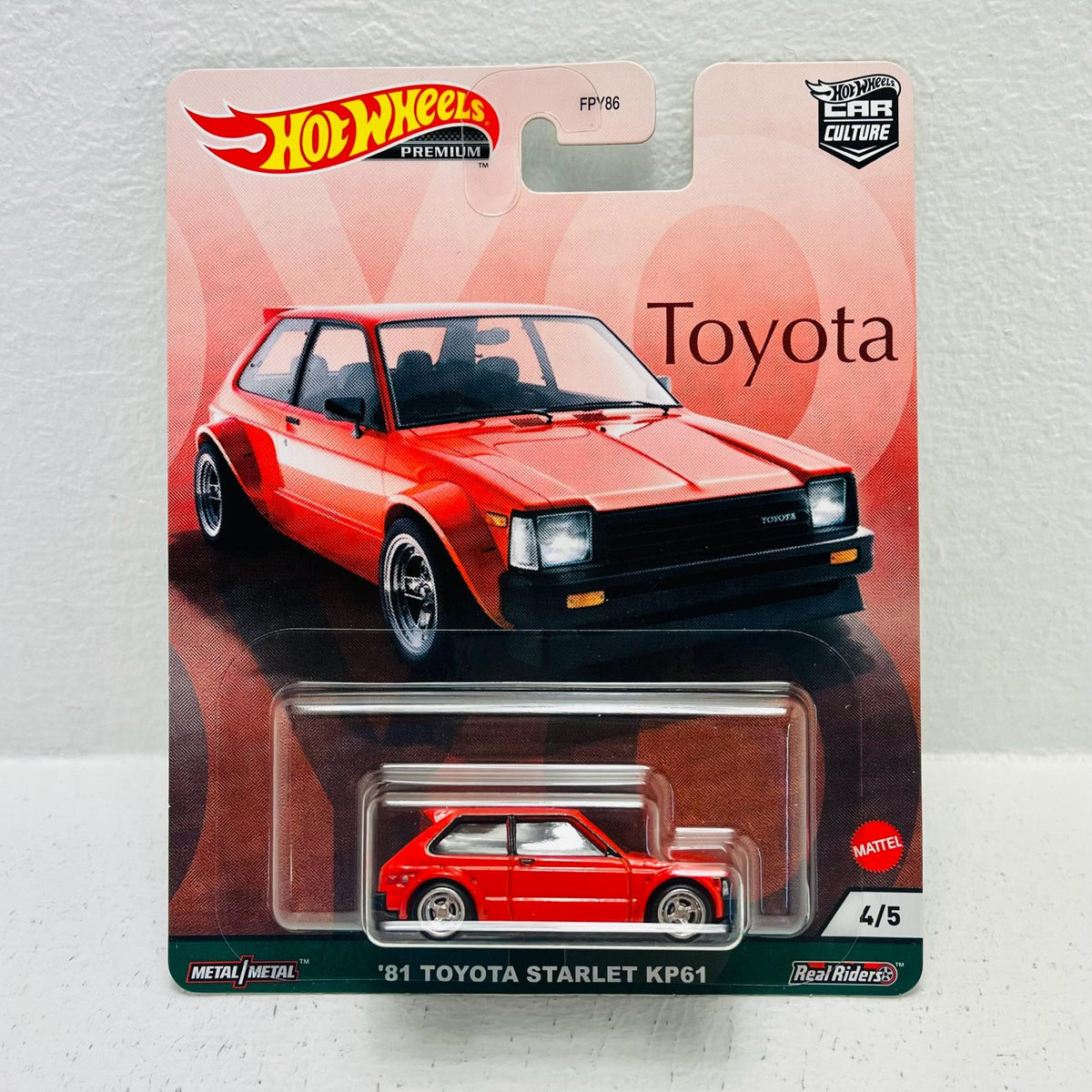 おもちゃ・玩具 1/64’61トヨタ・スターレットKP61「HotWheelsカーカルチャーTOYOTA」[GRJ95] 81 トヨタ・スターレット KP61 1/64スケール【加古川物流】