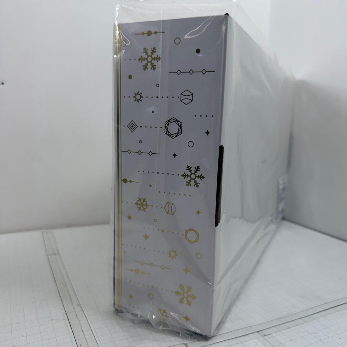 その他ホビー 未開封 卯月コウ ギフトボックス ウィンターデート2022 にじさんじ【710-7149】【瀬戸大橋店】