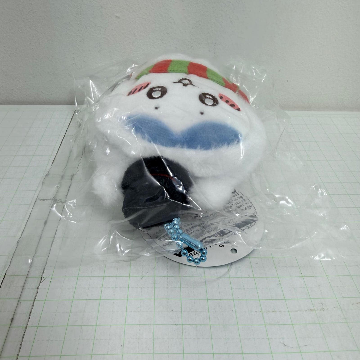ぬいぐるみ 未開封 ちいかわ ハッピーホリデーなマスコット ハチワレ【722-7449】【瀬戸大橋店】