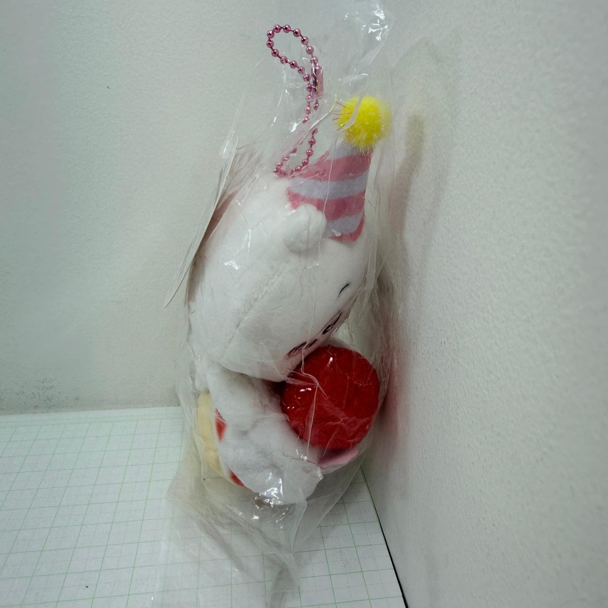 ぬいぐるみ 未開封 ちいかわ デスクトップから見守るスペシャルマスコット バースデーちいかわ【722-7450】【瀬戸大橋店】