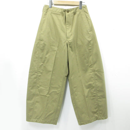 HYKE | ハイク BARREL―LEG CHINO PANTS チノパンツ 13348-3402 カーキ サイズ：34【三重本店】