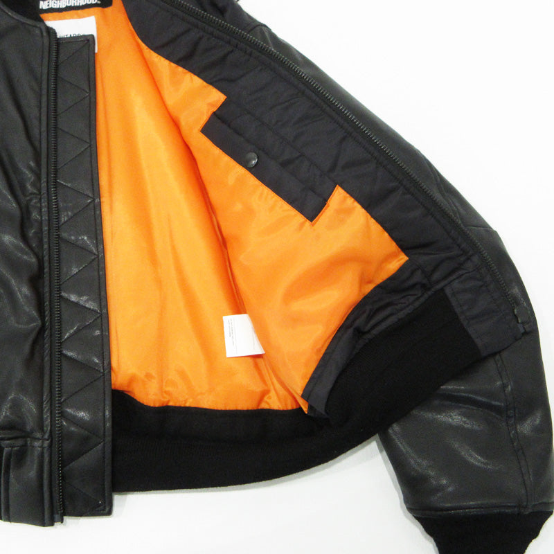 W)TAPS | ダブルタップス × NEIGHBOR HOOD ネイバーフッド W1.VE JACKET 19AW MA-1 切替えロゴワッペン中綿ジャケット ミリタリージャケット 192BRNHD-JKM01S ブラック サイズ：1【三重本店】