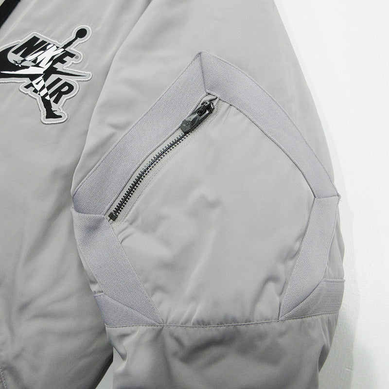 JORDAN | ジョーダン MA-1 ロゴワッペンフライトジャケット 裏ボア中綿ジャケット ミリタリージャケット AV2598-059 グレー サイズ：M【三重本店】