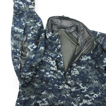 MILITARY衣料 | ミリタリーイリョウ U.S.NAVY 米海軍 DIGTAL PATTERN GORE-TEX PARKA ゴアテックスパーカー 総柄ミリタリージャケット マウンテンパーカー 迷彩柄 ミリタリージャケット 8415-01-539-9902 ネイビー マルチカラー デジカモ サイズ：S【三重本店】