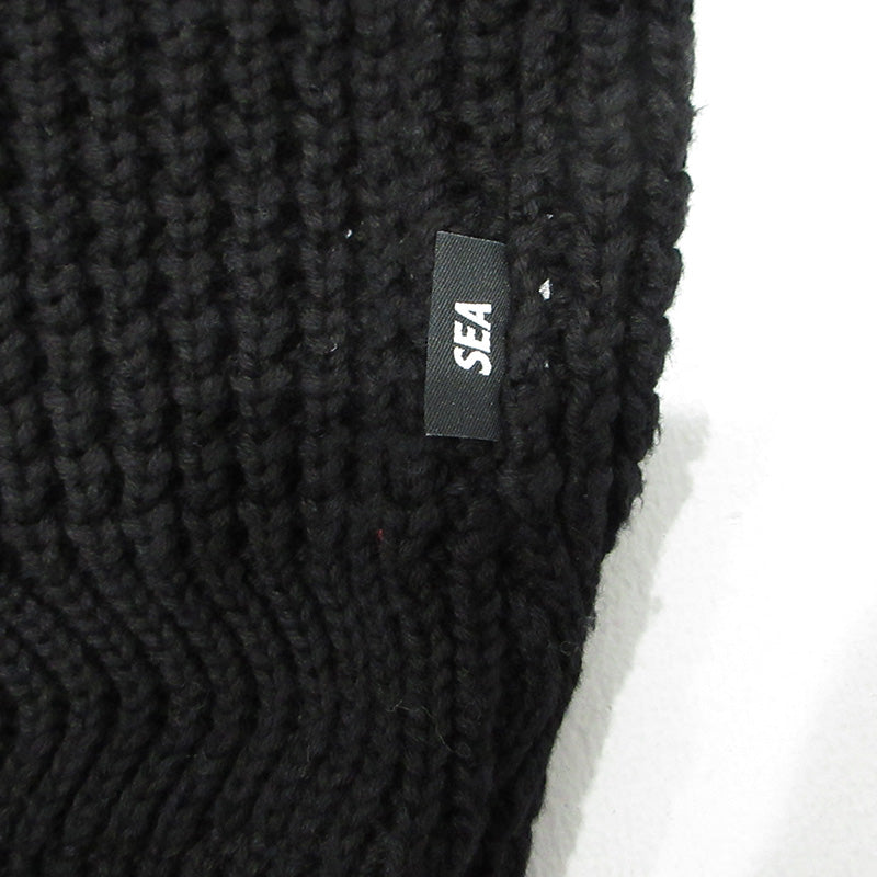 WIND AND SEA | ウィンダンシーウインダンシー Waffle Crewneck Knit Sweater ワッフルクルーネックニットセーター ロゴ刺繍長袖ニット ロゴメタルプレート セーター WDS-O-CLCS-25-Q3-KN-04 ブラック サイズ：L【三重本店】
