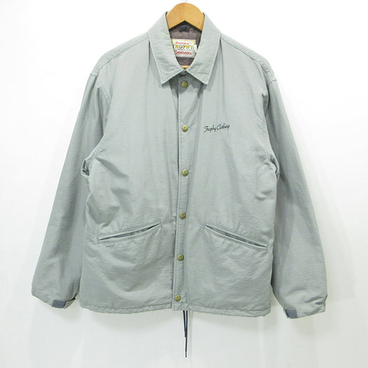 TROPHY CLOTHING | トロフィークロージング Warm Up Jacket ウォームアップジャケット ロゴ刺繍コーチジャケット その他アウター グレー サイズ：42【三重本店】
