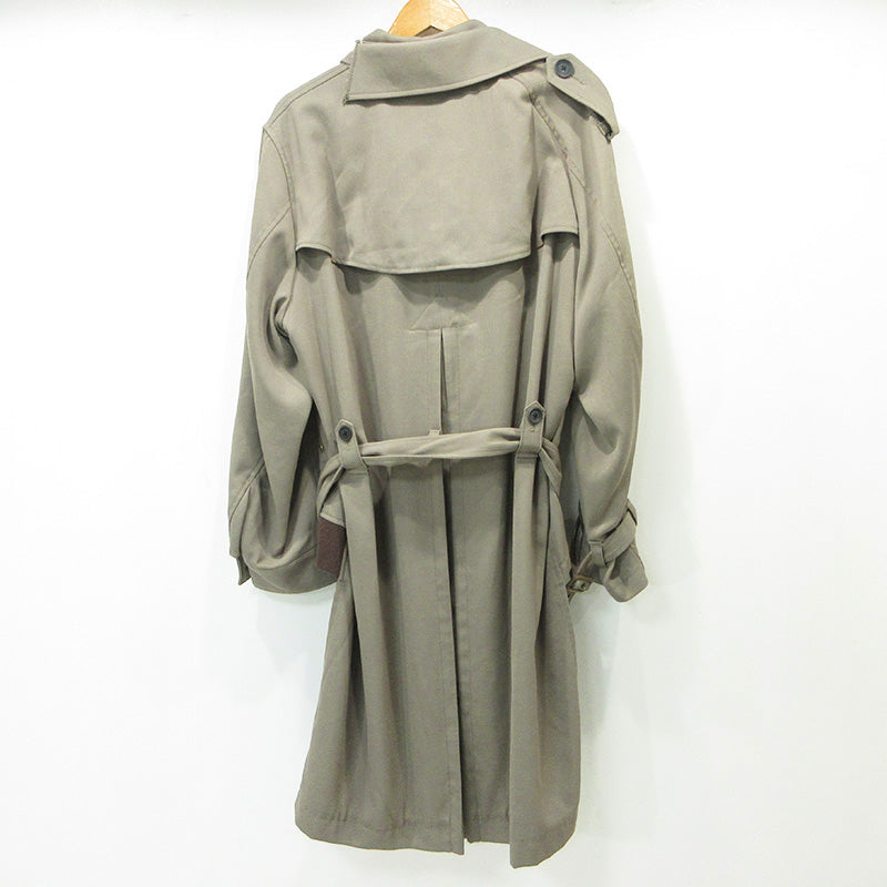 kolor | カラー T/Wサージコート 再構築 アシンメトリー 22AW その他アウター 22WCM-C09107 ベージュ カーキ サイズ：2【三重本店】