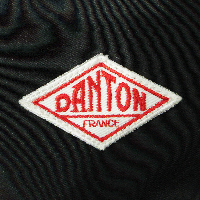 Danton | ダントン タッサーダウンジャケット フード2WAYロゴワッペンダウンジャケット ダウンジャケット 19A-FA-002 JD-8535 ブラック サイズ：40【三重本店】