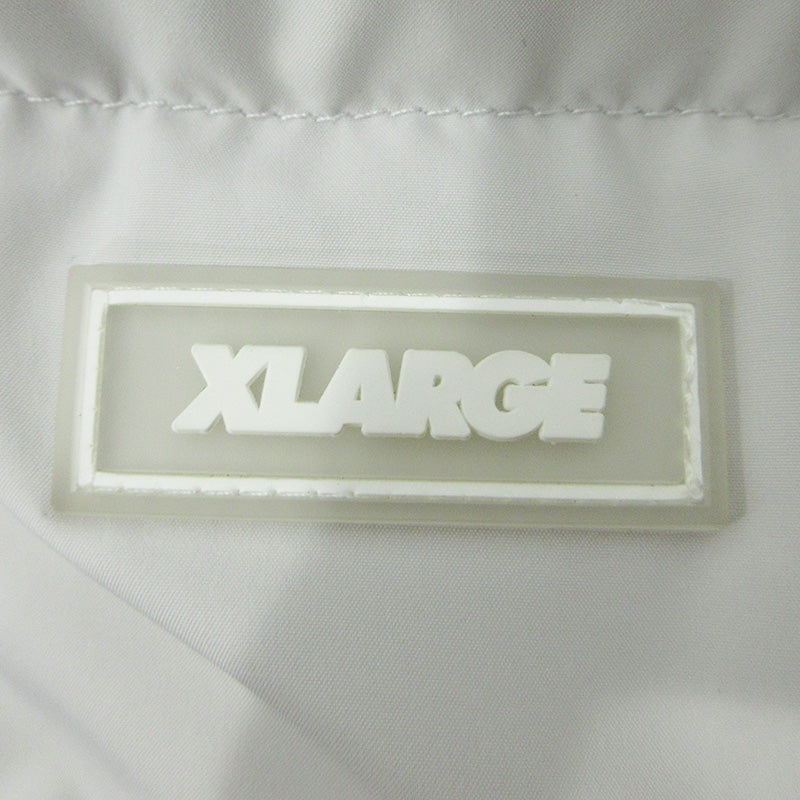 X-LARGE | エクストララージ ロゴ刺繍リバーシブルダウンジャケット ダウンジャケット 101224021011 ライトグレー×ネイビー サイズ：L【三重本店】