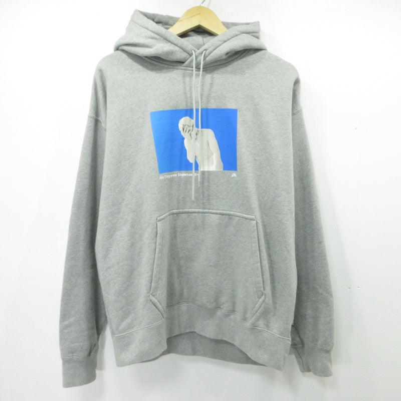 NIKE | ナイキ プルオーバーパーカー グラフィック パーカー FN2557-063 グレー サイズ：L【三重本店】