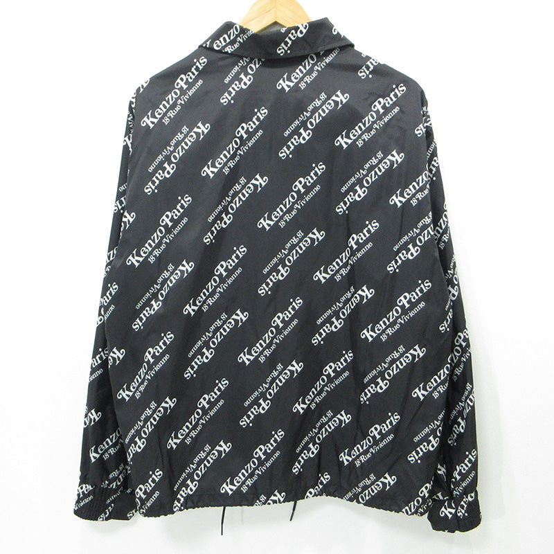 KENZO | ケンゾー × Verdy ヴェルディ Logo Windbreaker ロゴウィンドブレイカー 総柄コーチジャケット ナイロンジャケット その他アウター FE55BL1639NU ブラック サイズ：M【三重本店】