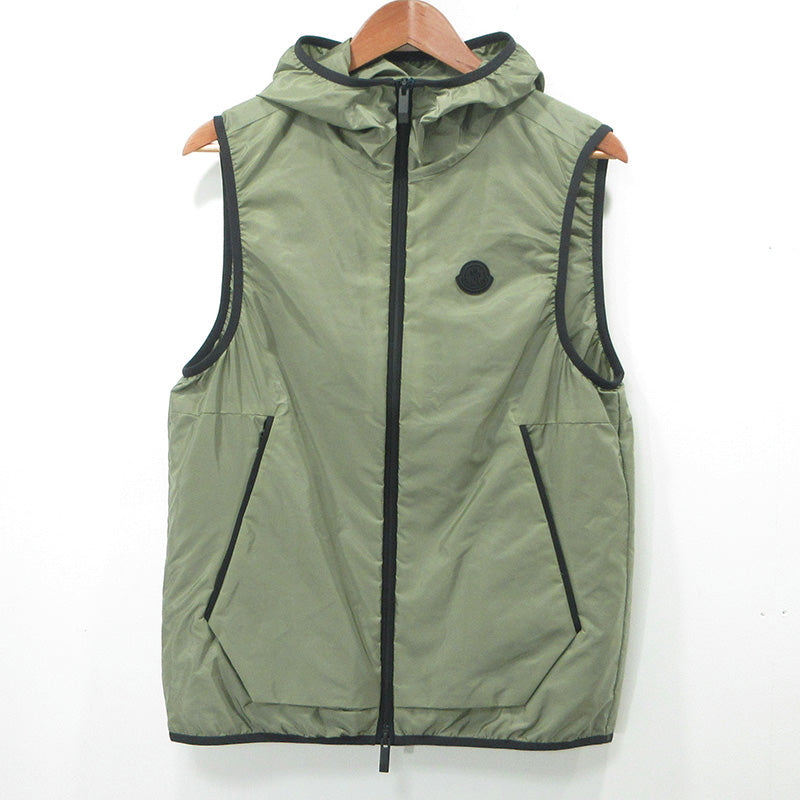 MONCLER | モンクレール MORETAN ロゴナイロンベスト ベスト K10911A00172 カーキグリーン サイズ：1【三重本店】