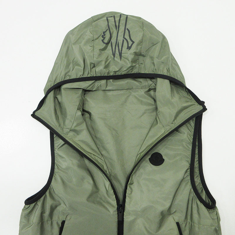 MONCLER | モンクレール MORETAN ロゴナイロンベスト ベスト K10911A00172 カーキグリーン サイズ：1【三重本店】