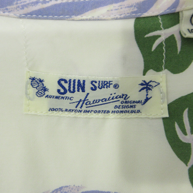 SUN SURF | サンサーフ PIKAKE ピカケ ハワイアンシャツ アロハシャツ 総柄半袖シャツ 孔雀 鳥 東洋エンタープライズ その他トップス SS34452 ホワイト マルチカラー サイズ：S【三重本店】