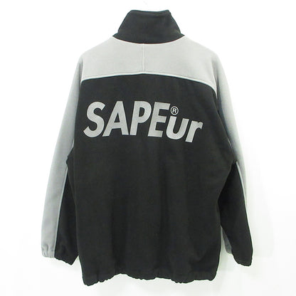 SAPEur | サプール ハーフジップロゴプリントフリーズジャケット その他トップス ブラック サイズ：M【三重本店】