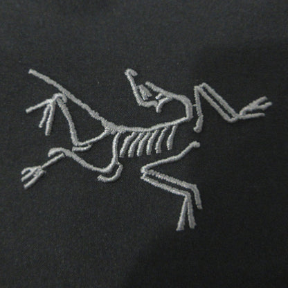 ARC'TERYX | アークテリクス Beta AR Jacket ベータARジャケット ロゴ刺繍GORE-TEXマウンテンパーカー 防水ナイロンジャケット ベンチレーション ナイロンジャケット X000009906 ブラック サイズ：M【三重本店】