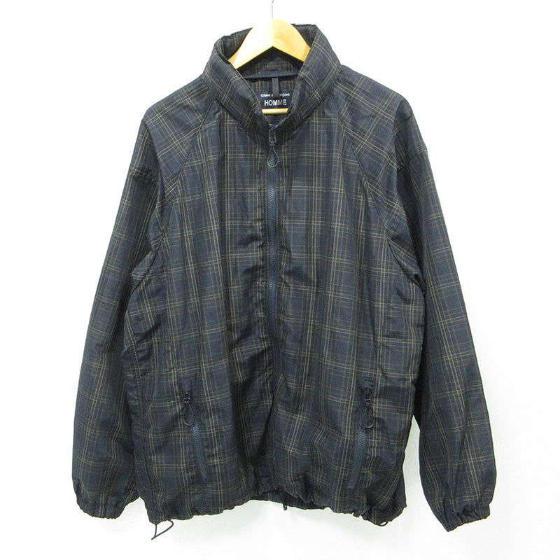 COMME des GARCONS HOMME | コムデギャルソンオム ESTELLE LAMY CHECK BLOUSON エステルラミーチェックブルゾン 26SS 襟2WAYリネン混総柄ジャケット チェック柄マウンテンパーカージャケット ブルゾン HQ-J023 ネイビー系 マルチカラー サイズ：L【三重本店】