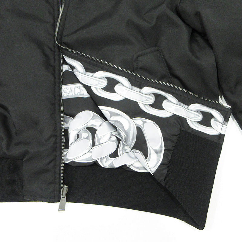 VERSACE | ヴェルサーチ MEDUSA CHAINS REVERSIBLE BOMBER JACKET メドゥーサチェーンリバーシブルボンバージャケット リバーシブル総柄中綿ジャケット ミリタリージャケット 1018824 ブラック×グレー サイズ：46【三重本店】