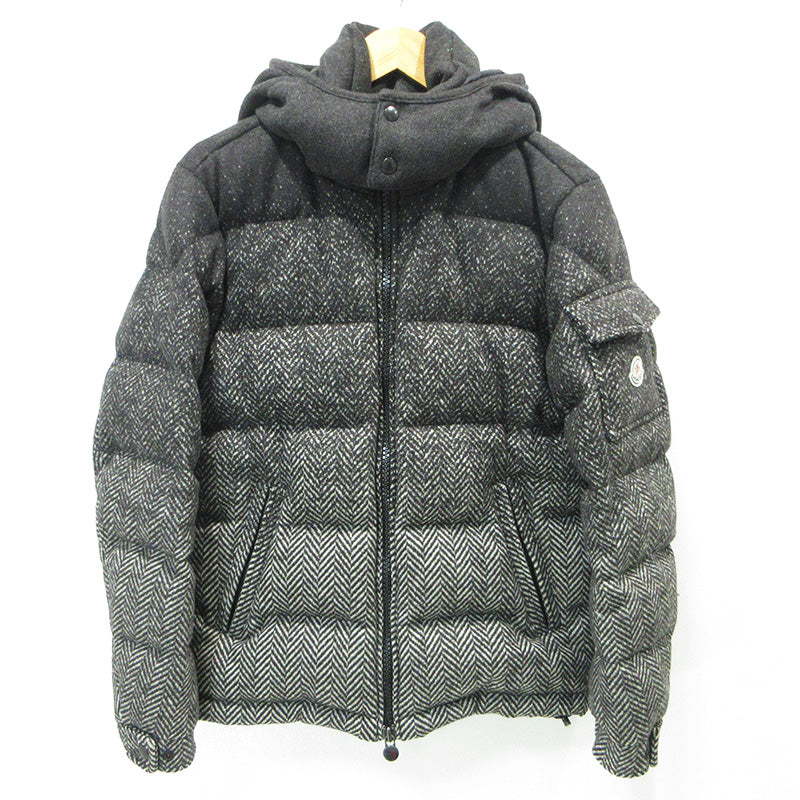 MONCLER | モンクレール MONTGENEVRE モンジュネーブル 襟2WAY総柄ウールダウンジャケット ダウンジャケット A20914033805 グレー サイズ：1【三重本店】