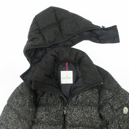 MONCLER | モンクレール MONTGENEVRE モンジュネーブル 襟2WAY総柄ウールダウンジャケット ダウンジャケット A20914033805 グレー サイズ：1【三重本店】