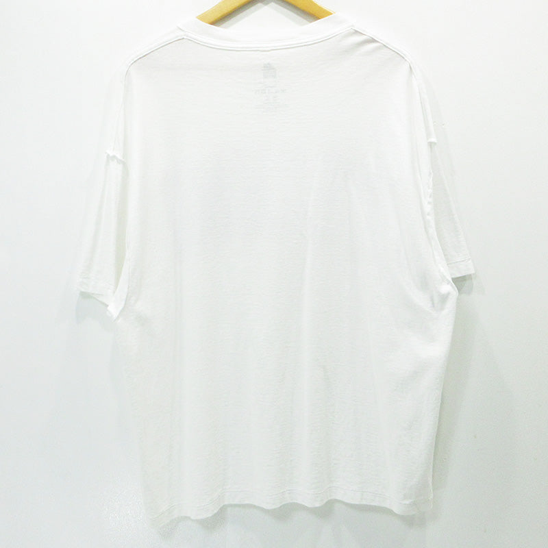 ISNESS MUSIC | イズネス ミュージック TECHNO ロゴプリント半袖Tシャツ 半袖Ｔシャツ ホワイト サイズ：FreeSize【三重本店】