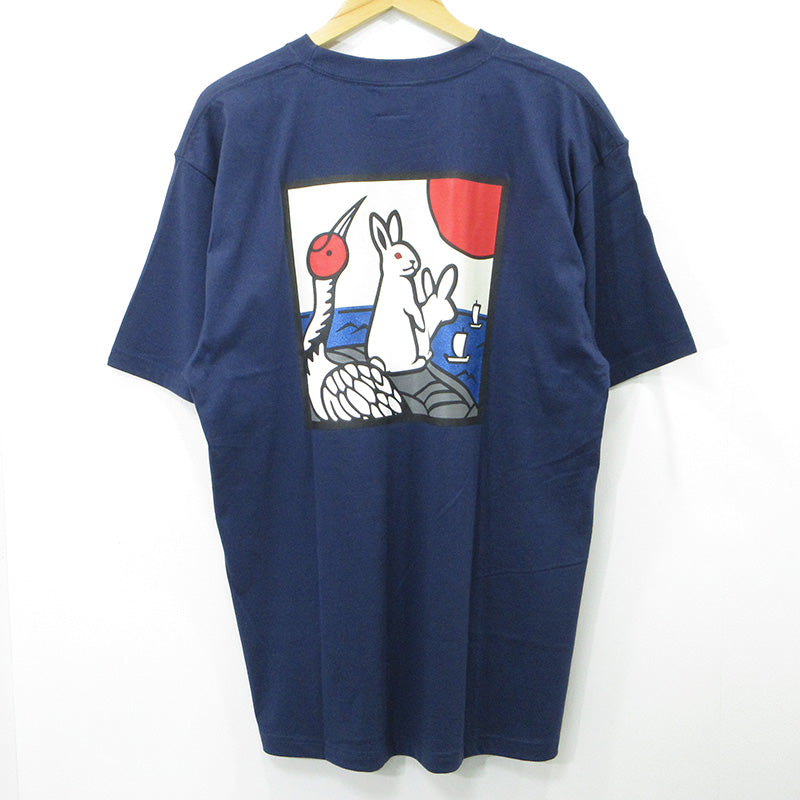#FR2 | エフアールツー 港 京都舞鶴オープン記念 花札半袖Tシャツ ロゴ刺繍 うさぎ 半袖Ｔシャツ FRC4518 ネイビー サイズ：XL【三重本店】