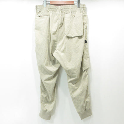 Y-3 | ワイスリー YOHJI YAMAMOTO × adidas ヨウジヤマモト アディダス NYLON TWILL CARGO PANT ナイロンツイルカーゴパンツ ロゴプリント カーゴパンツ DY7320 ベージュ サイズ：L【三重本店】