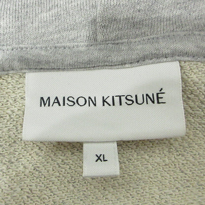 MAISON KITSUNE | メゾンキツネ Dressed Fox Regular Hoodie ドレスドフォックスレギュラーフーディ きつねプリント長袖パーカー アニマル柄 パーカー LM00304KM0001 グレー サイズ：XL【三重本店】