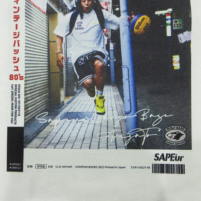 SAPEur | サプール カーゴベース スタンプ10個達成 23年 フォトプリント半袖Ｔシャツ 半袖Ｔシャツ ホワイト サイズ：XL【三重本店】