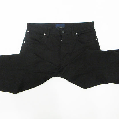 STONE ISLAND | ストーンアイランド BULL DENIM-TC Straight leg Jeans 25AW ストレートレッグボタンフライデニムパンツ ロゴワッペン付き デニムパンツ K2S15J100005 ブラック サイズ：30【三重本店】