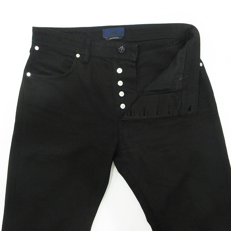 STONE ISLAND | ストーンアイランド BULL DENIM-TC Straight leg Jeans 25AW ストレートレッグボタンフライデニムパンツ ロゴワッペン付き デニムパンツ K2S15J100005 ブラック サイズ：30【三重本店】