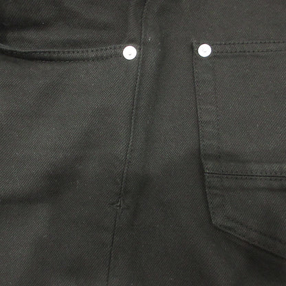 STONE ISLAND | ストーンアイランド BULL DENIM-TC Straight leg Jeans 25AW ストレートレッグボタンフライデニムパンツ ロゴワッペン付き デニムパンツ K2S15J100005 ブラック サイズ：30【三重本店】