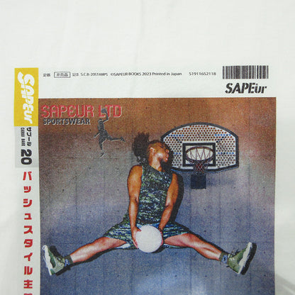 SAPEur | サプール カーゴベース スタンプ20個達成 23年 フォトプリント半袖Ｔシャツ 半袖Ｔシャツ ホワイト サイズ：L【三重本店】