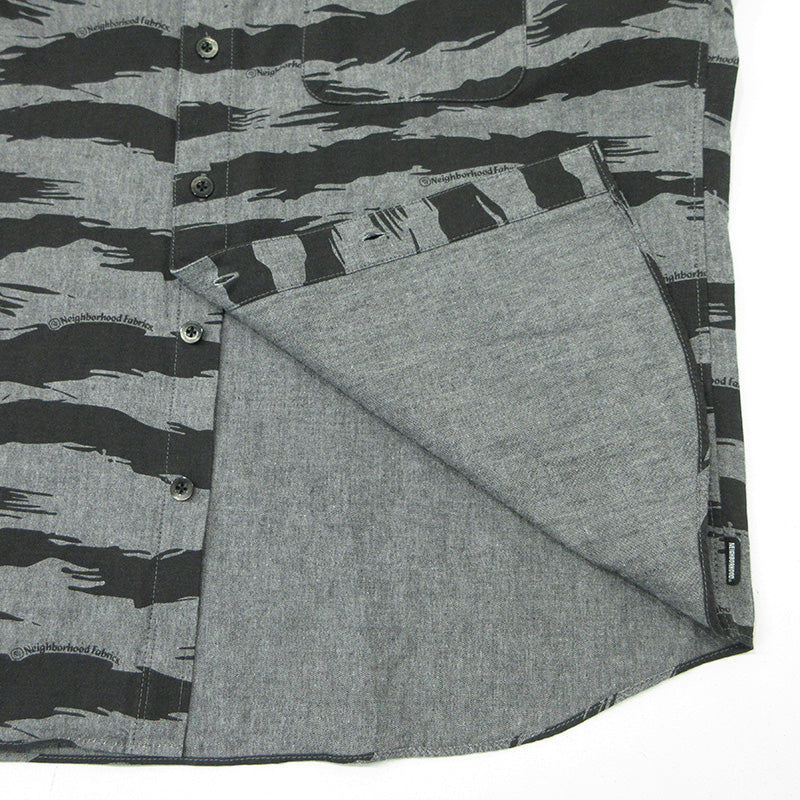 NEIGHBORHOOD | ネイバーフッド CAMO PATTERN CHAMBRAY SHIRT カモパターンシャンブレーシャツ ロゴワッペン総柄長袖シャツ 半袖シャツ 261TSNH-SHM10 グレー×ブラック サイズ：XL【三重本店】