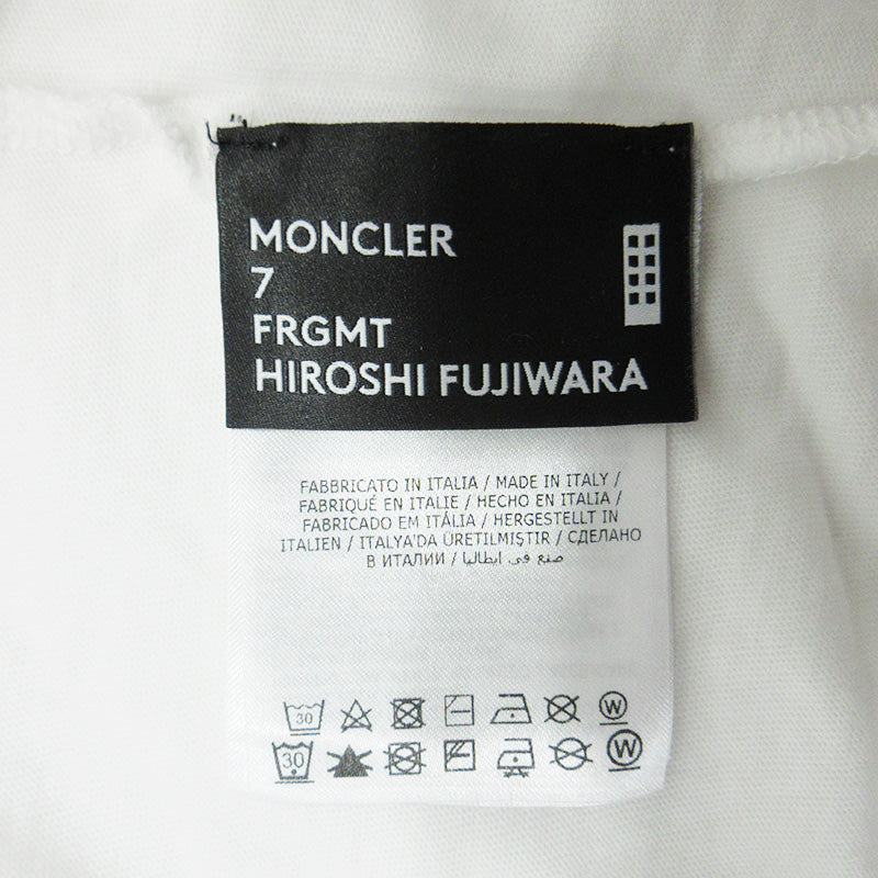 MONCLER | モンクレール GENIUS FRAGMENT Hiroshi Fujiwara ジーニアスフラグメント ロゴプリント半袖Tシャツ 半袖Ｔシャツ G209U8C00008 ホワイト サイズ：S【三重本店】
