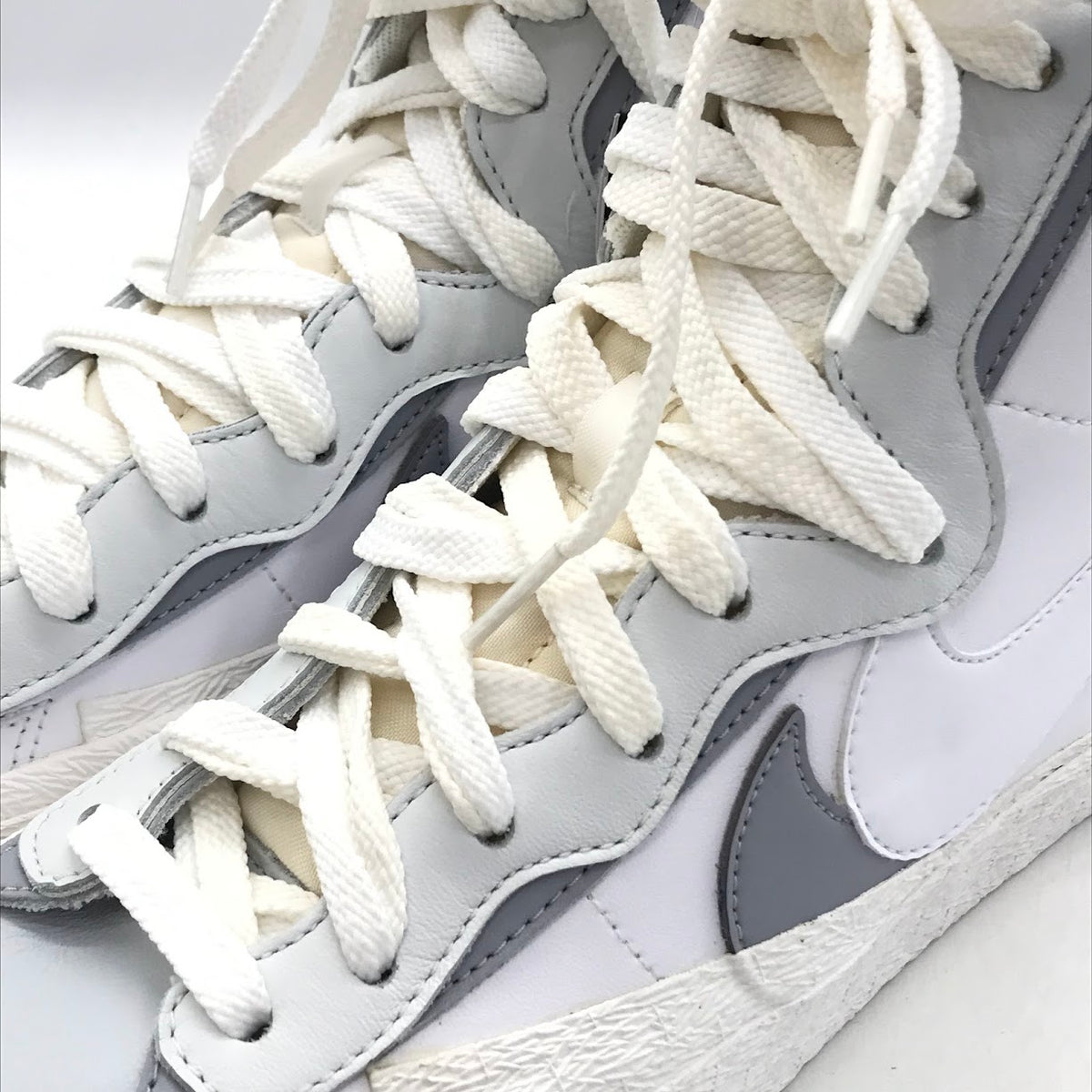 NIKE | ナイキ × SACAI(サカイ) BLAZER MID スニーカー BV0072-100 ホワイト/ウルフグレー 28cm【倉吉店】