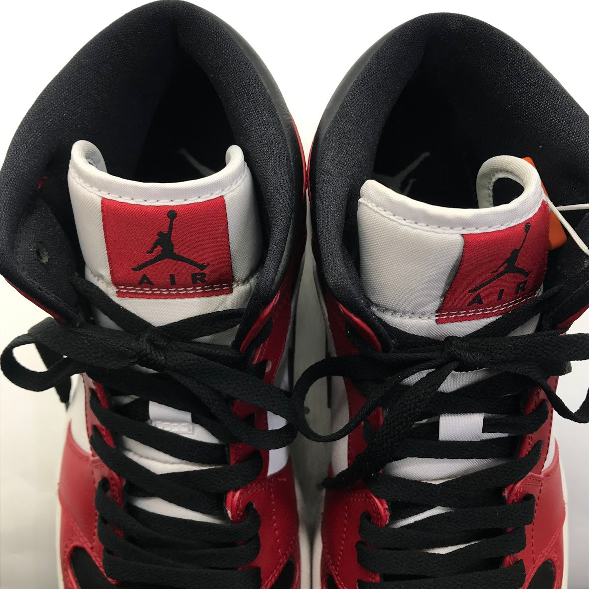 NIKE | ナイキ AIR JORDAN 1 MID 'CHICAGO BLACK TOE' スニーカー 554724-069 レッド 27.5cm【倉吉店】