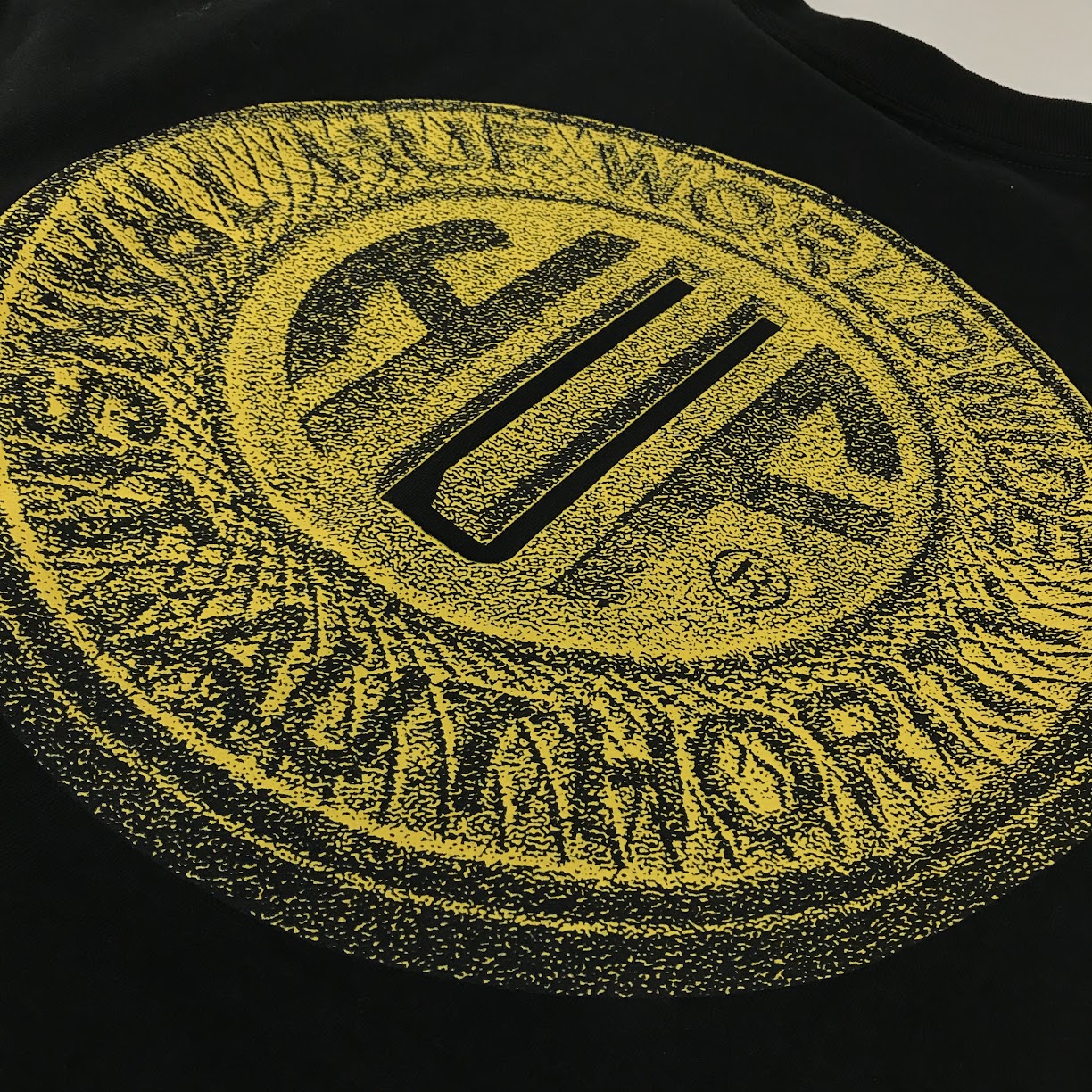 HUF | ハフ TOKEN TEE 半袖Ｔシャツ ブラック サイズ：L【倉吉店】【代金引換不可・日時指定不可】【ポスト投函】