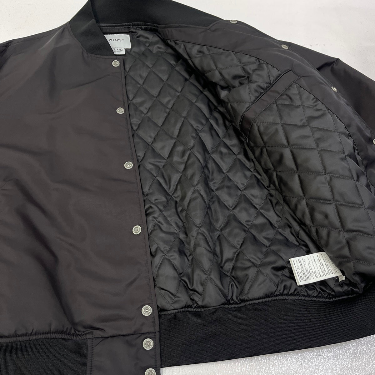 W)TAPS | ダブルタップス TEAM JACKET NYLON. TWILL 23AW スタジャン 231TQDT-JKM01 ブラック サイズ：3【加古川店】