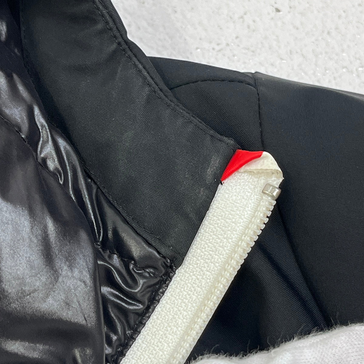 MONCLER | モンクレール AUTHION 20AW ダウンジャケット F20911A56400 ブラック サイズ：2【加古川店】