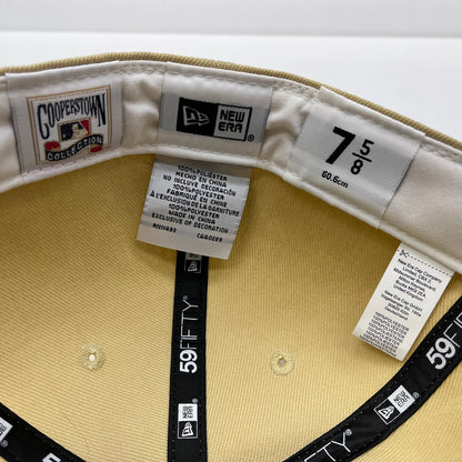 NEW ERA | ニューエラ 7 5/8 (60.6cm) CHICAGO CABS 海外別注 2016ﾜｰﾙﾄﾞﾁｬﾝﾋﾟｵﾝ キャップ 59FIFTY ベージュ【加古川店】